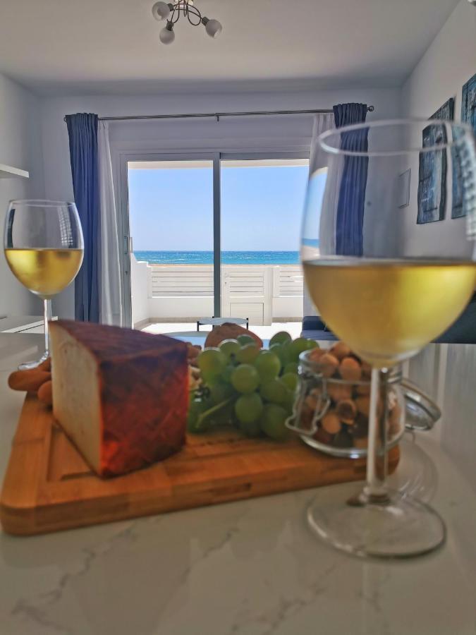 Luxury Apartment On The Beach Плайя-Онда Экстерьер фото