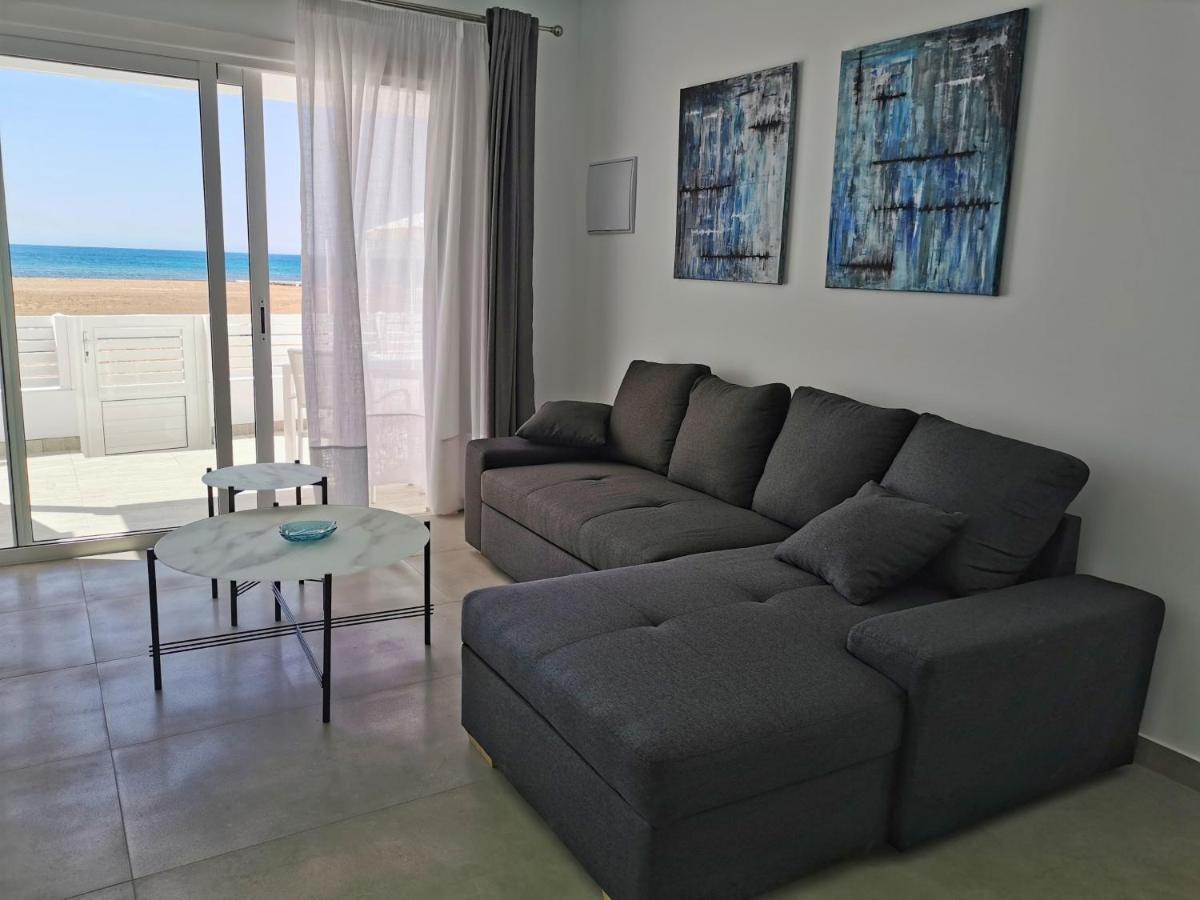 Luxury Apartment On The Beach Плайя-Онда Экстерьер фото